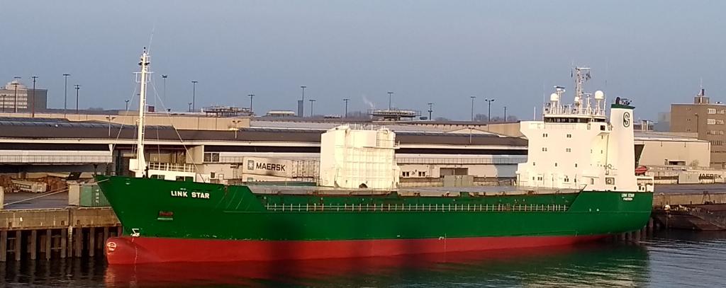 Atomschiff Link Star im Hamburger Hafen am 28.3.2019 Atomschiff Link Star im Hamburger Hafen am 28.3.2019