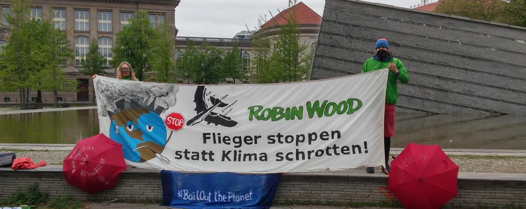 Bannerprotest vor dem Bundeswirtschaftsministerium in Berlin (Foto: Dagmar Jordan / ROBIN WOOD)