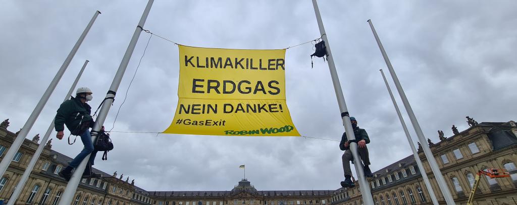 GasExit-Protest vor dem Neuen Schloss in Stuttgart, 21.05.21 (Foto: Eberhard Linckh / ROBIN WOOD)
