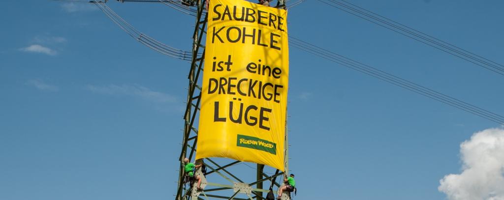 Kletterprotest am Kraftwerk Lippendorf, 2.8.18 (Foto: Pay Numrich)