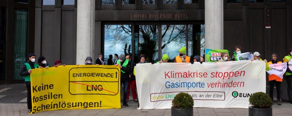 Protest von ROBIN WOOD, DUH BUND und Klimabündnis gegen LNG