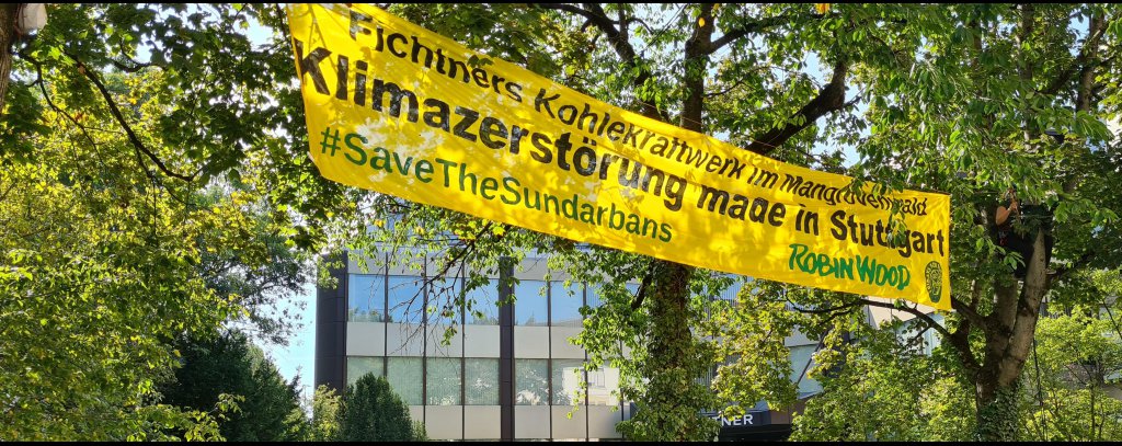 Kletteraktion vor der Fichtner Zentrale in Stuttgart