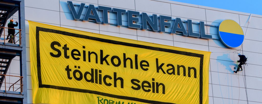 Bannerprotest am Vattenfall-Kraftwerk Moabit in Berlin (Foto: Stephan Röhl)