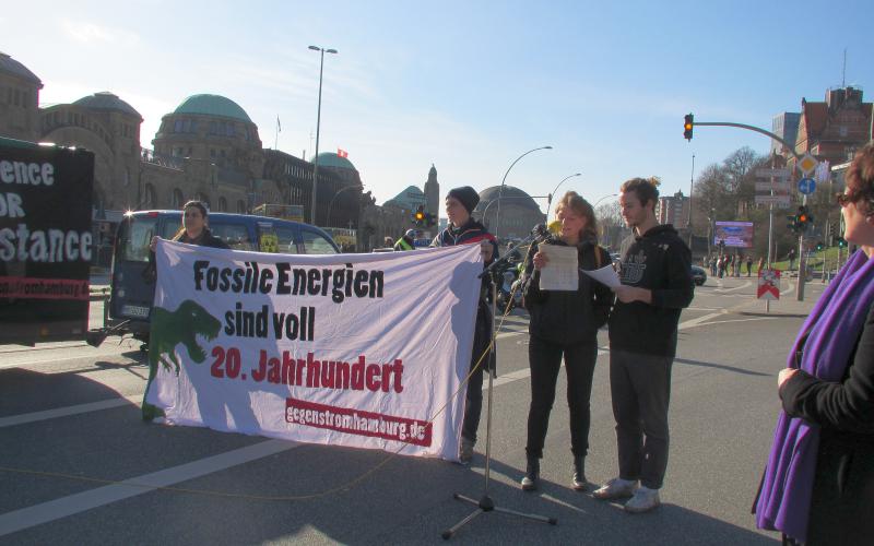 Fukushima mahnt - Demonstration in Hamburg am 11.03.2017