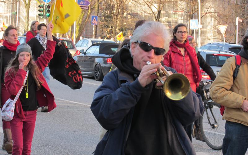 Fukushima mahnt - Demonstration in Hamburg am 11.03.2017