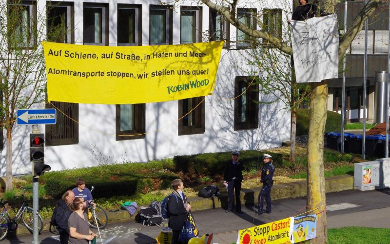 Mahnwache vor dem Amtsgericht Heilbronn am 11.4.2018 Mahnwache vor dem Amtsgericht Heilbronn am 11.4.2018