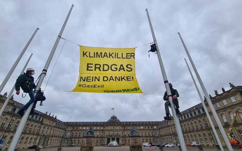 GasExit-Protest vor dem Neuen Schloss in Stuttgart, 21.05.21 (Foto: Eberhard Linckh / ROBIN WOOD)
