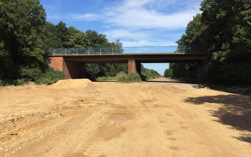 Rückgebaute Autobahn am Tagebau Hambach