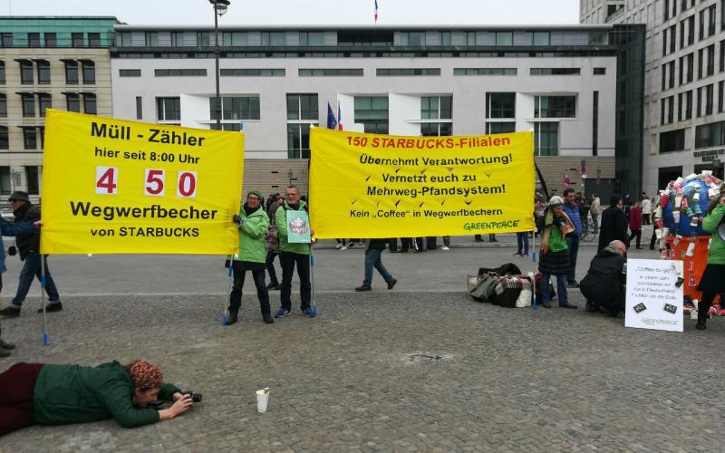 Foto Becher-Aktion Berlin