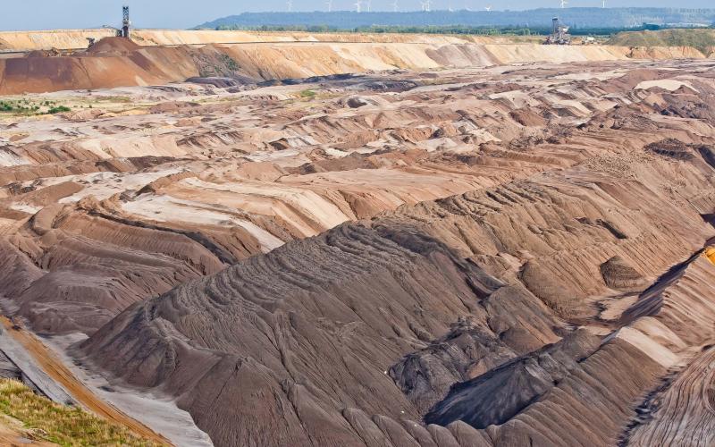 Abraumfläche im Tagebau Garzweiler im rheinischen Braunkohlerevier