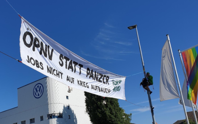Aktionsfoto mit Transpi 19.5.2025 Osnabrück